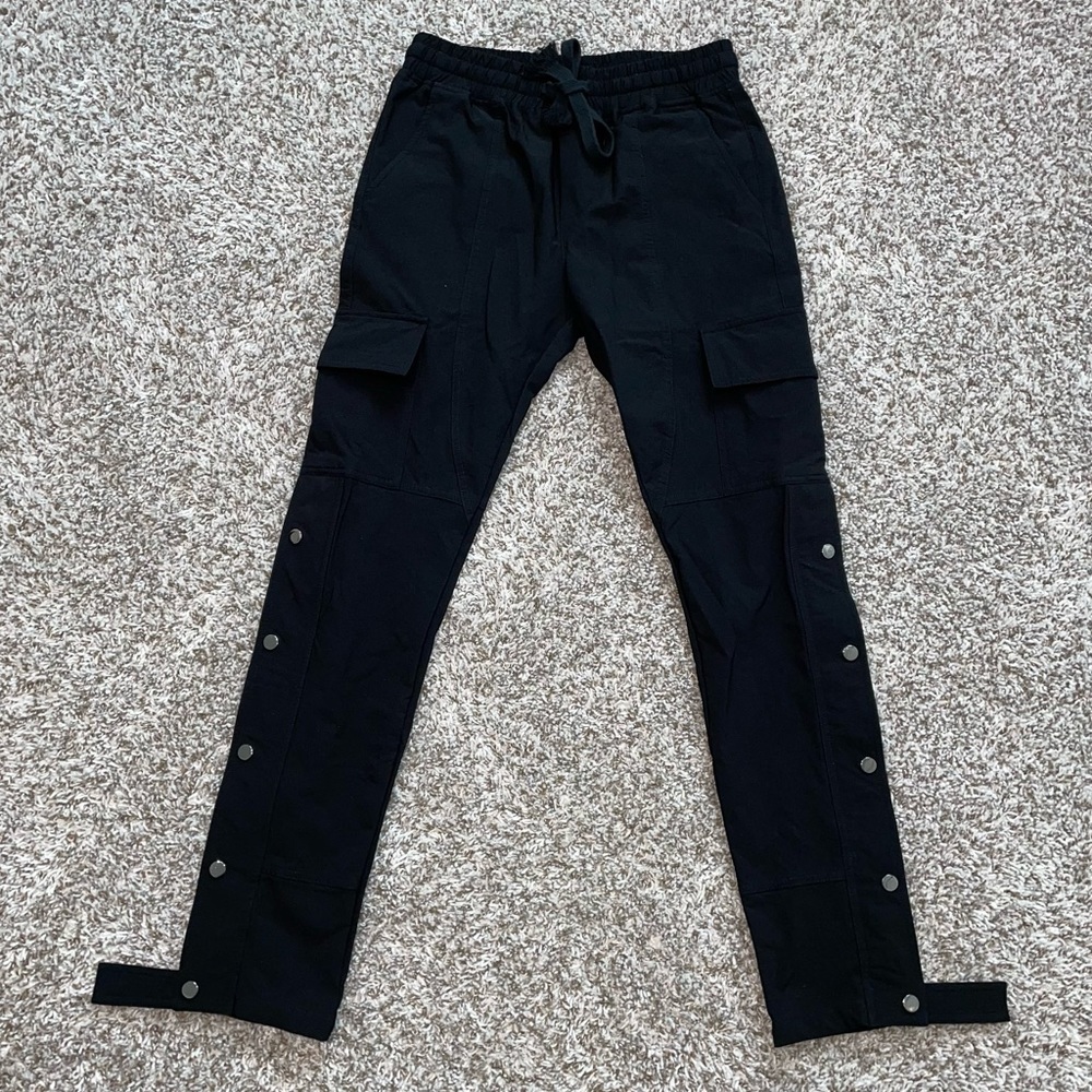EMBELLISH Black Cargo Zip & Button Pants Size 30